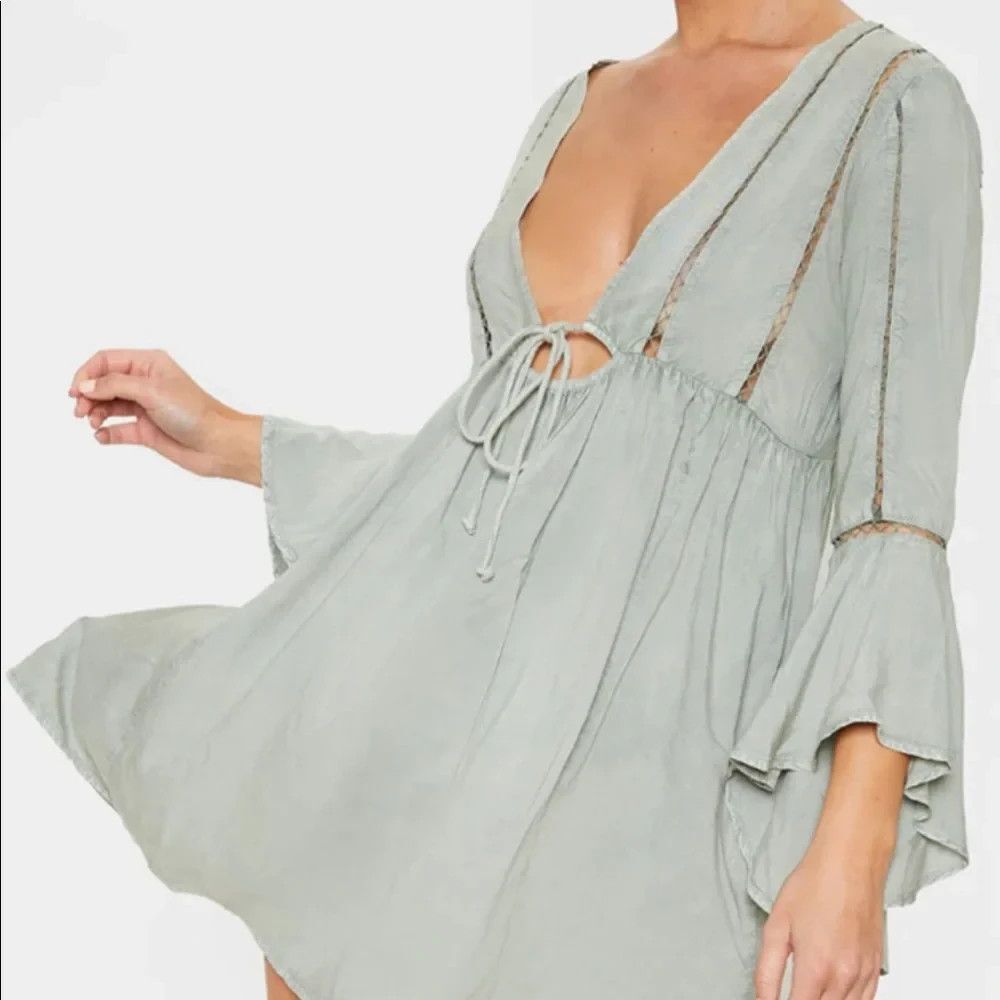 PrettyLittleThing Pale Khaki Tie-Front Frill-Sleeve Beach Dress 4 Boho Festival